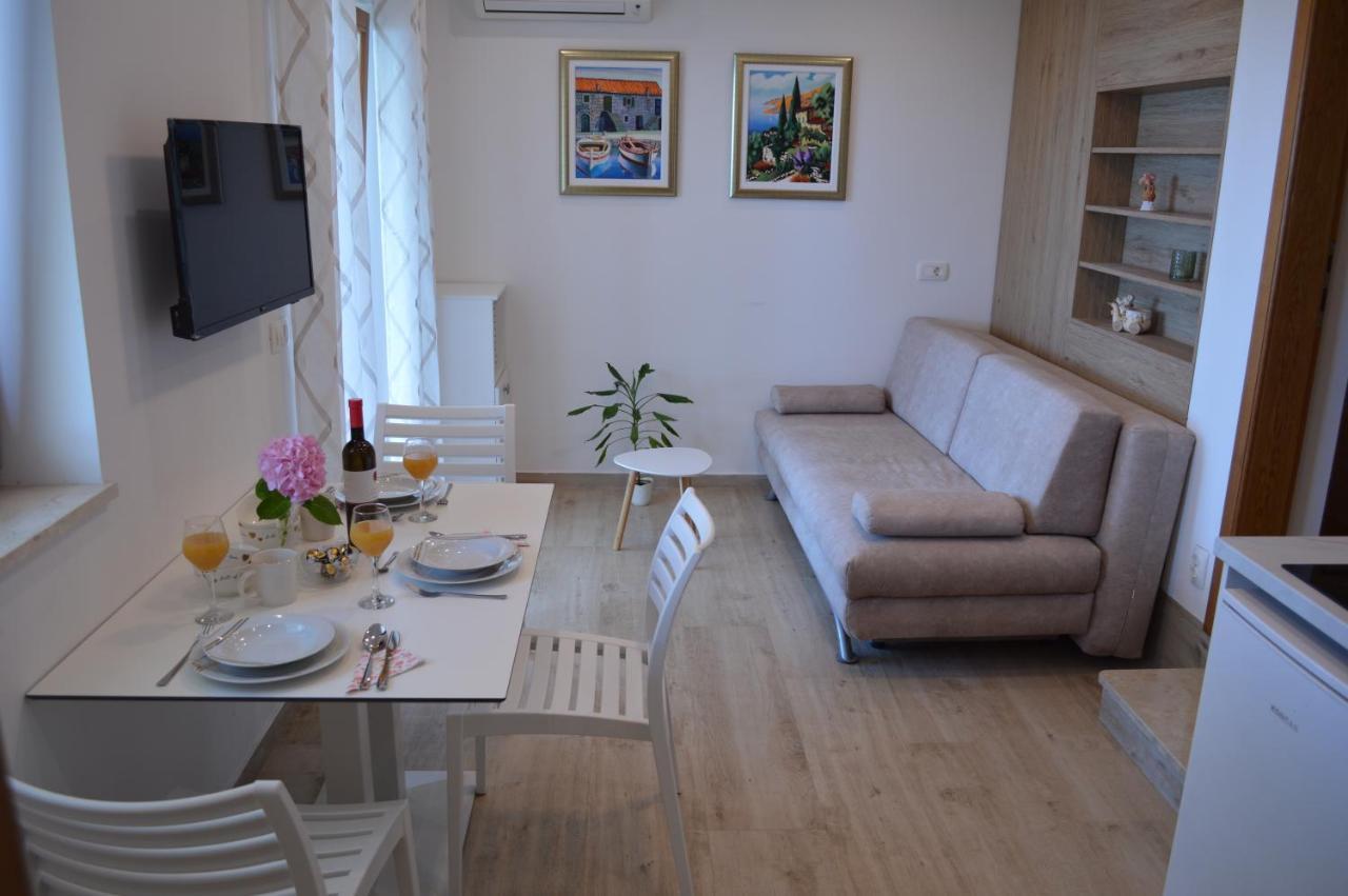 Apartments Spilan Млини Екстер'єр фото
